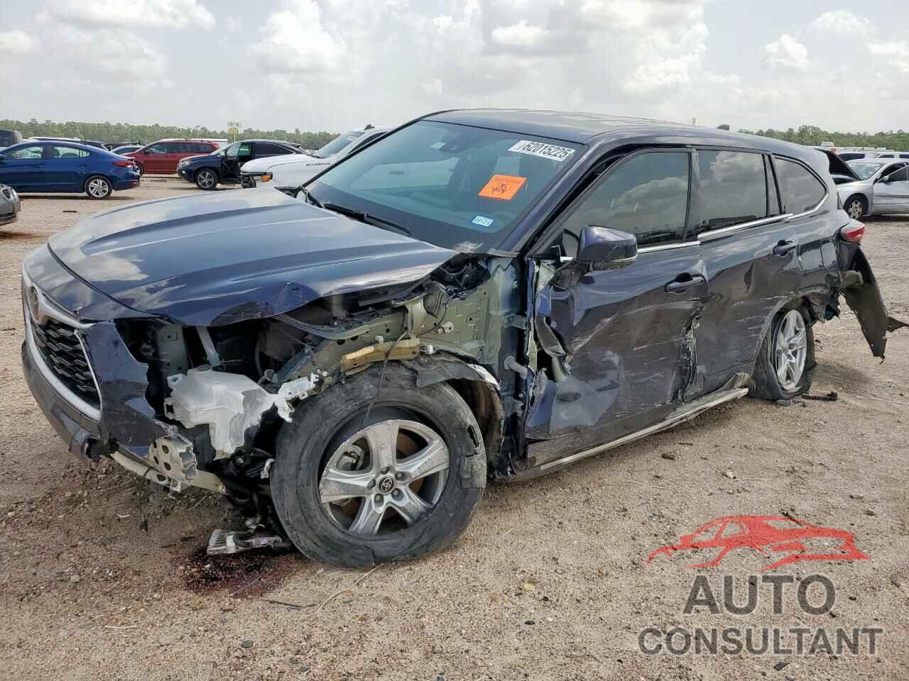 TOYOTA HIGHLANDER 2022 - 5TDCZRAH2NS141247