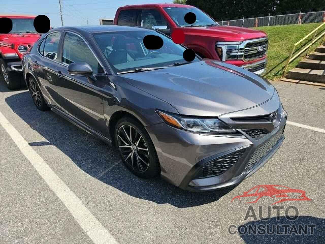 TOYOTA CAMRY 2022 - 4T1G11AK8NU656508