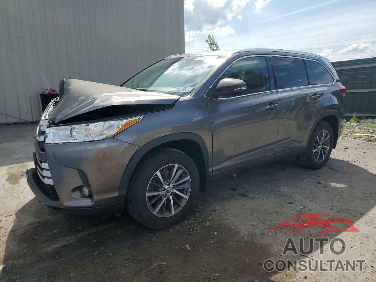 TOYOTA HIGHLANDER 2018 - 5TDJZRFH9JS866743