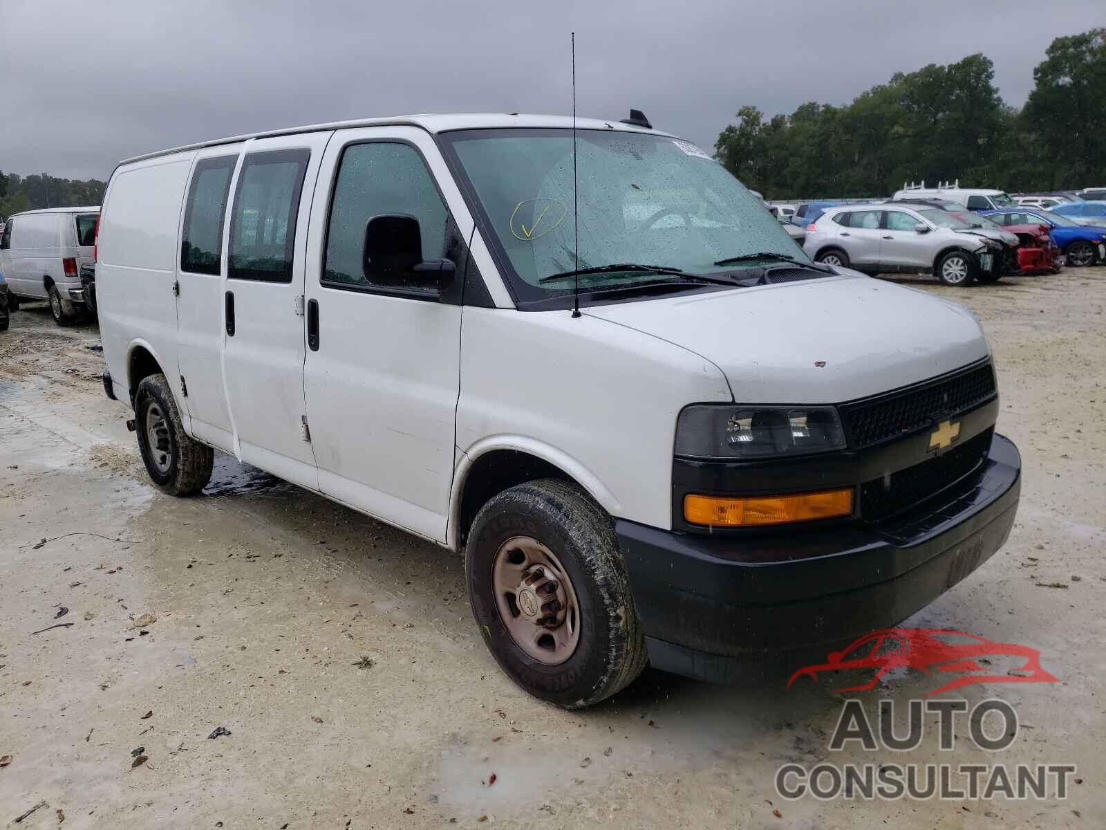 CHEVROLET EXPRESS 2018 - 1GCWGAFP2J1338107