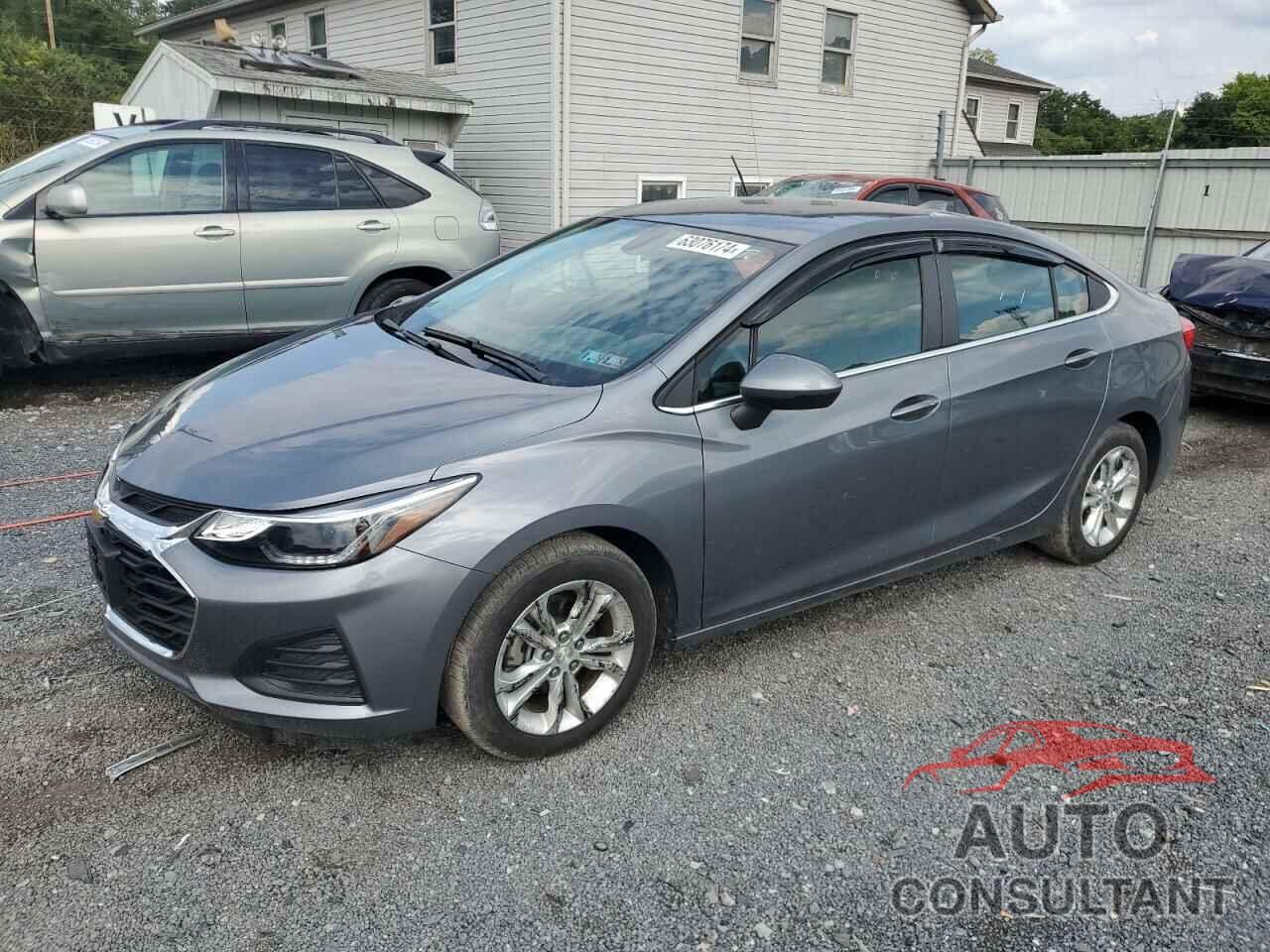 CHEVROLET CRUZE 2019 - 1G1BE5SM9K7138646