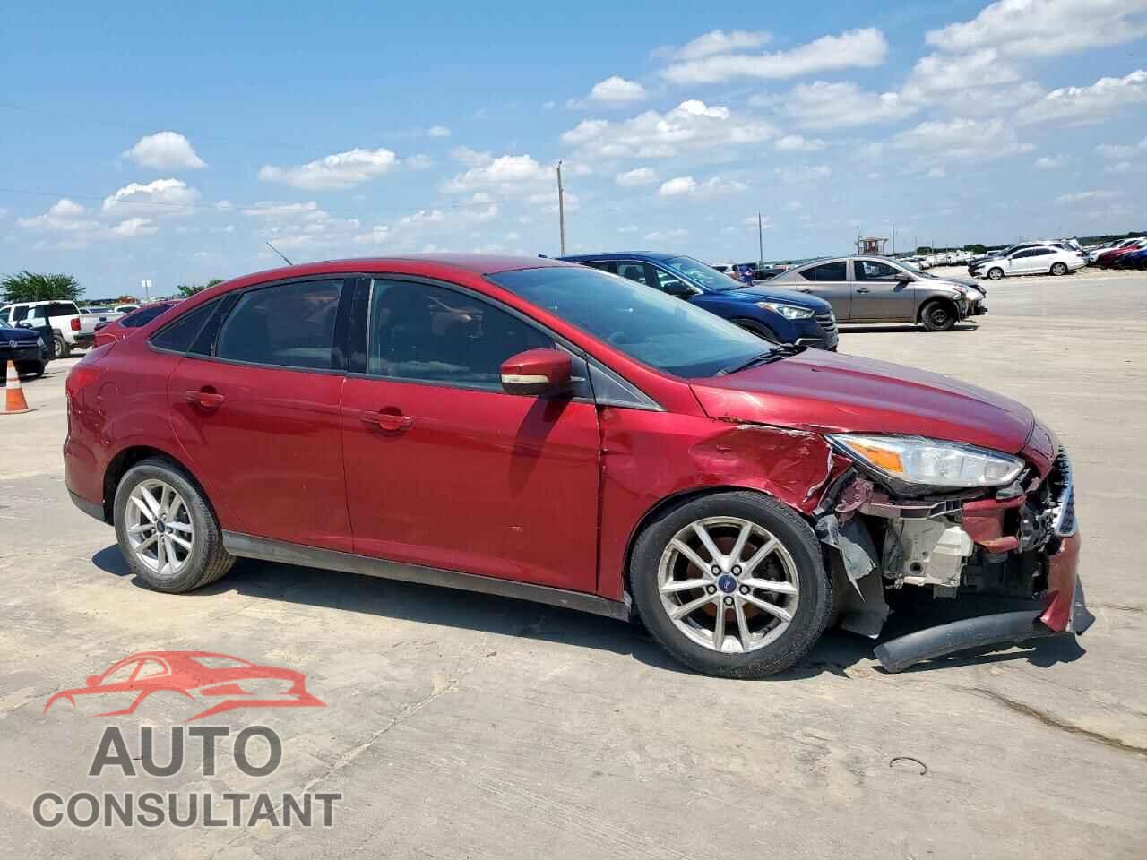 FORD FOCUS 2015 - 1FADP3F29FL219981