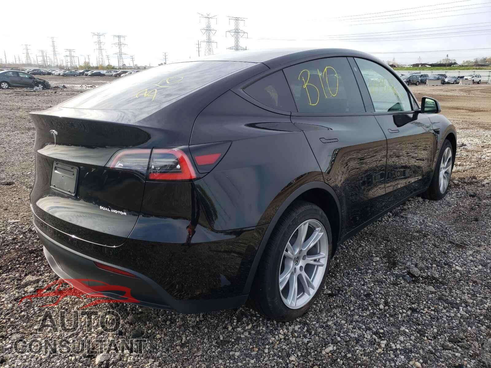 TESLA MODEL Y 2021 - 5YJYGDEE7MF082097