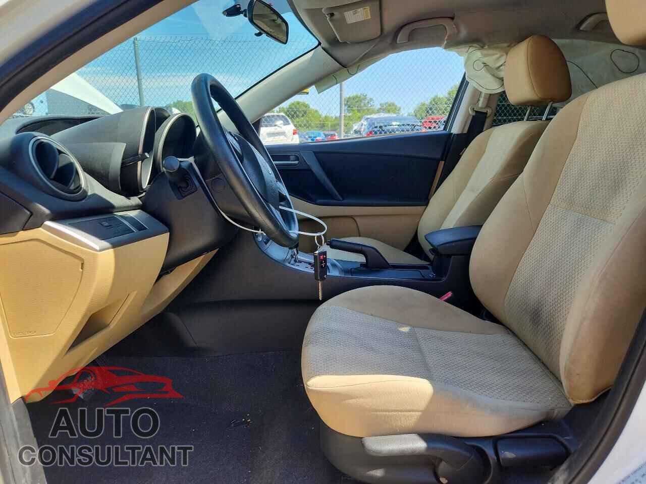 MAZDA 3 2011 - JM1BL1VF0B1452448