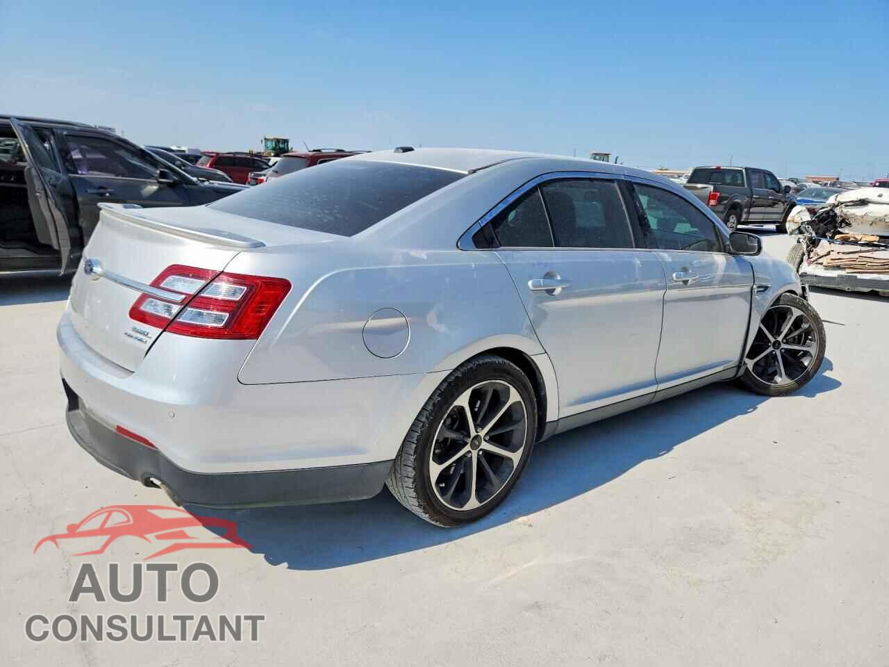 FORD TAURUS 2014 - 1FAHP2E82EG174245