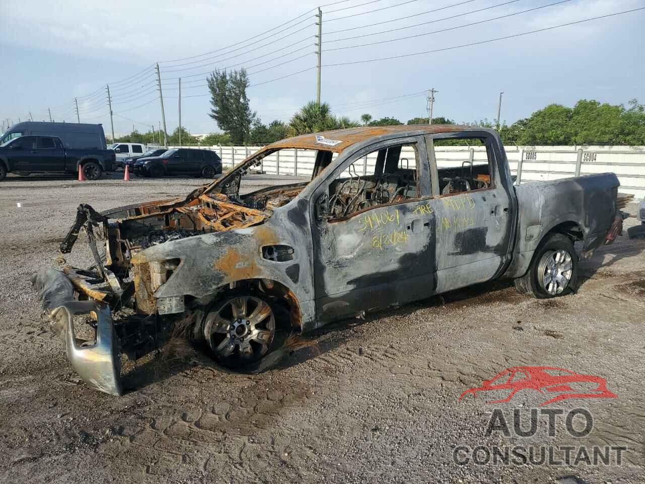 NISSAN TITAN 2017 - 1N6AA1EJ4HN544067