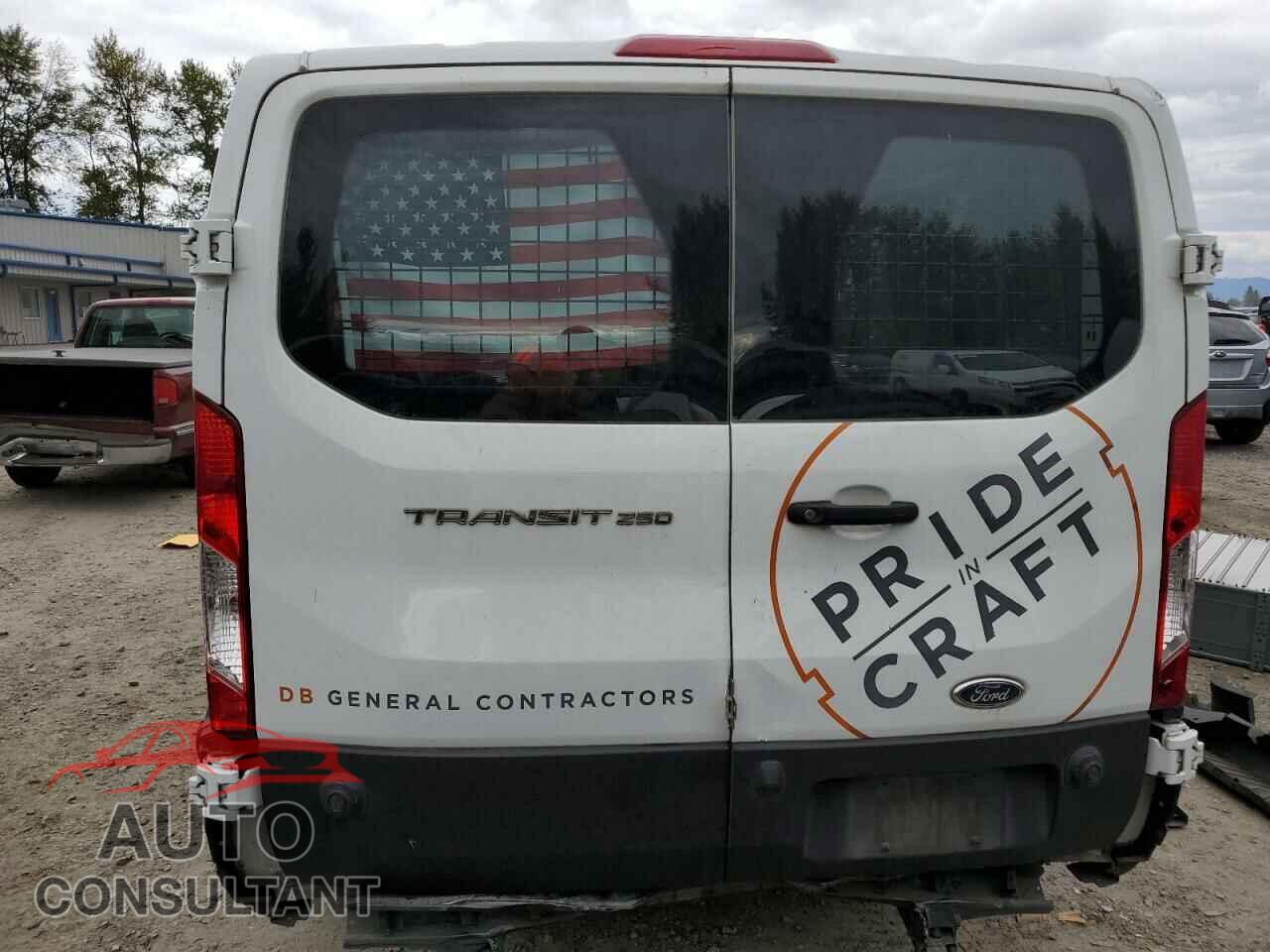 FORD TRANSIT 2019 - 1FTYR2ZM9KKB10904