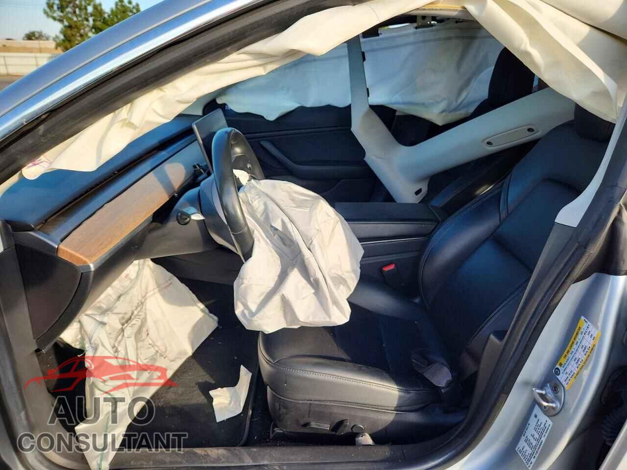 TESLA MODEL 3 2018 - 5YJ3E1EA9JF053451
