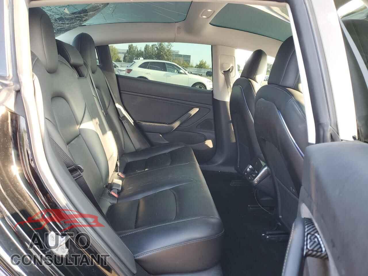 TESLA MODEL 3 2019 - 5YJ3E1EA4KF419995