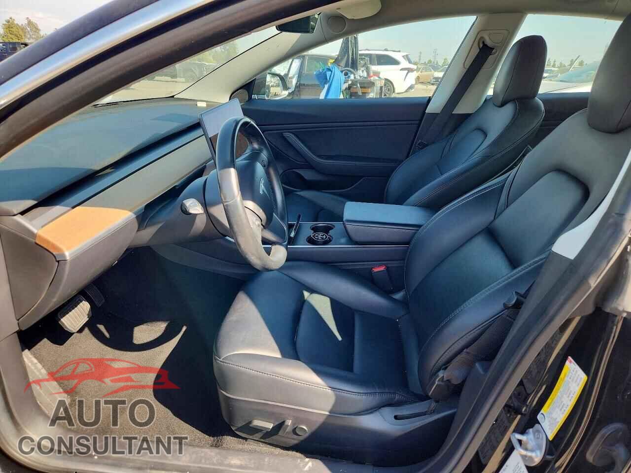 TESLA MODEL 3 2019 - 5YJ3E1EA3KF399075