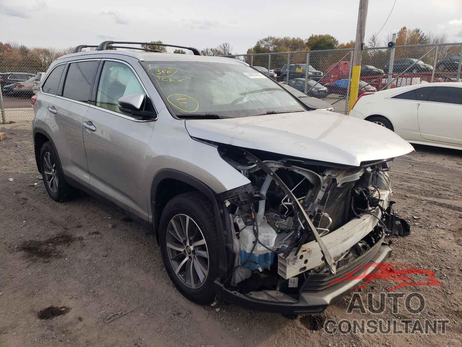 TOYOTA HIGHLANDER 2019 - 5TDJZRFH3KS597947