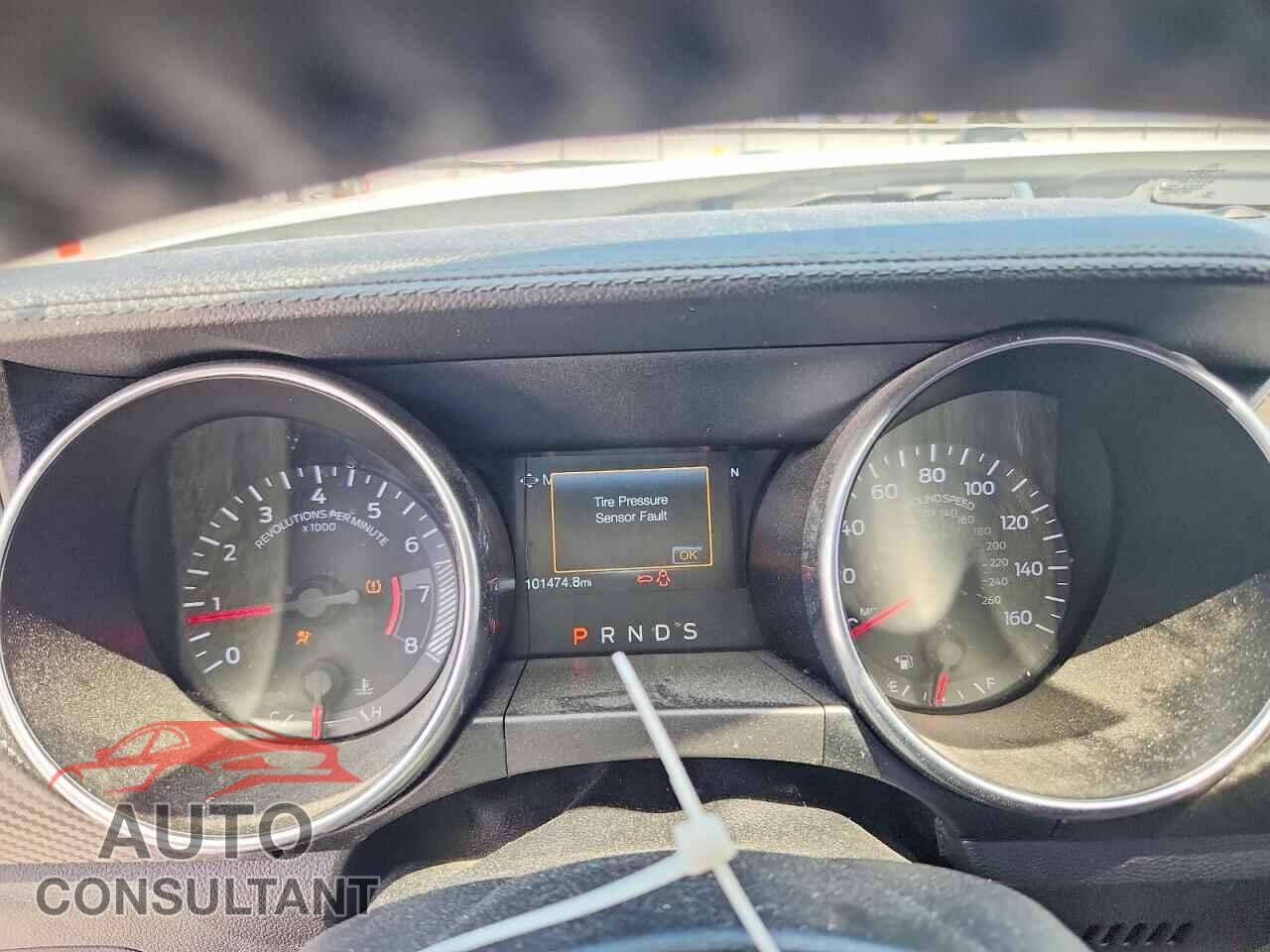 FORD MUSTANG 2018 - 1FA6P8TH3J5106426