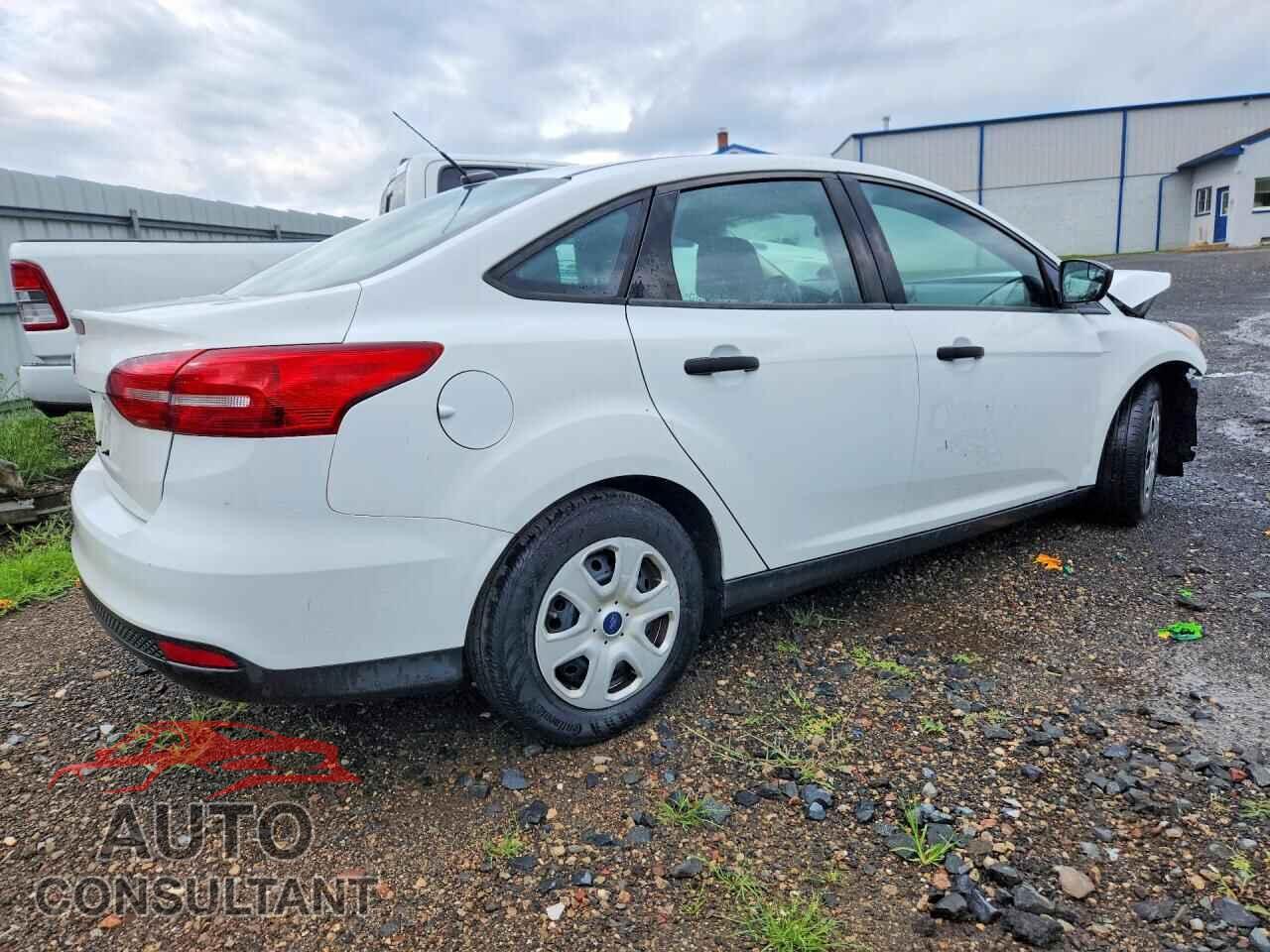 FORD FOCUS 2017 - 1FADP3E21HL311607