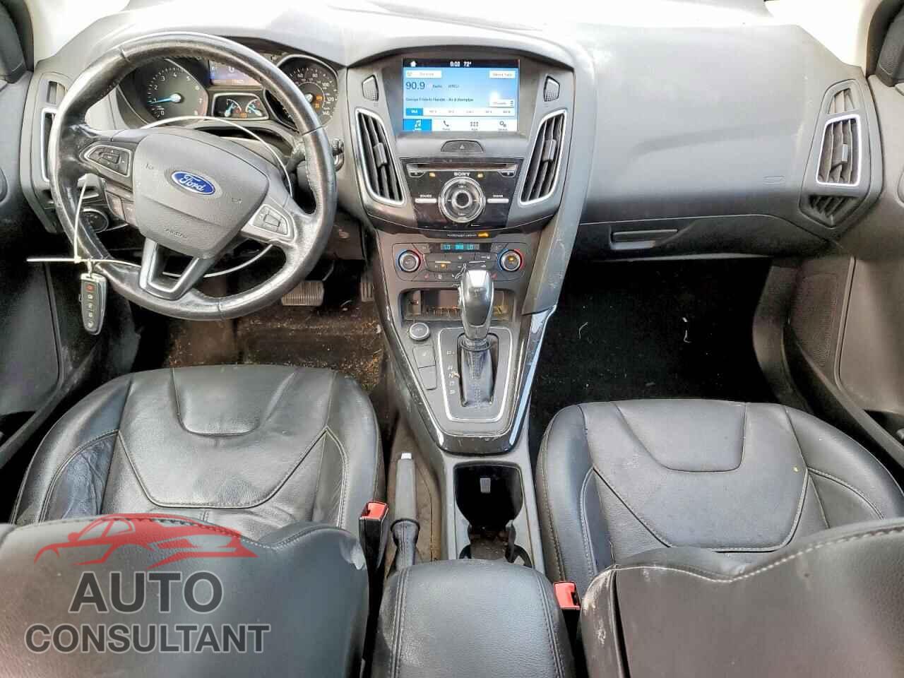 FORD FOCUS 2017 - 1FADP3N24HL220170