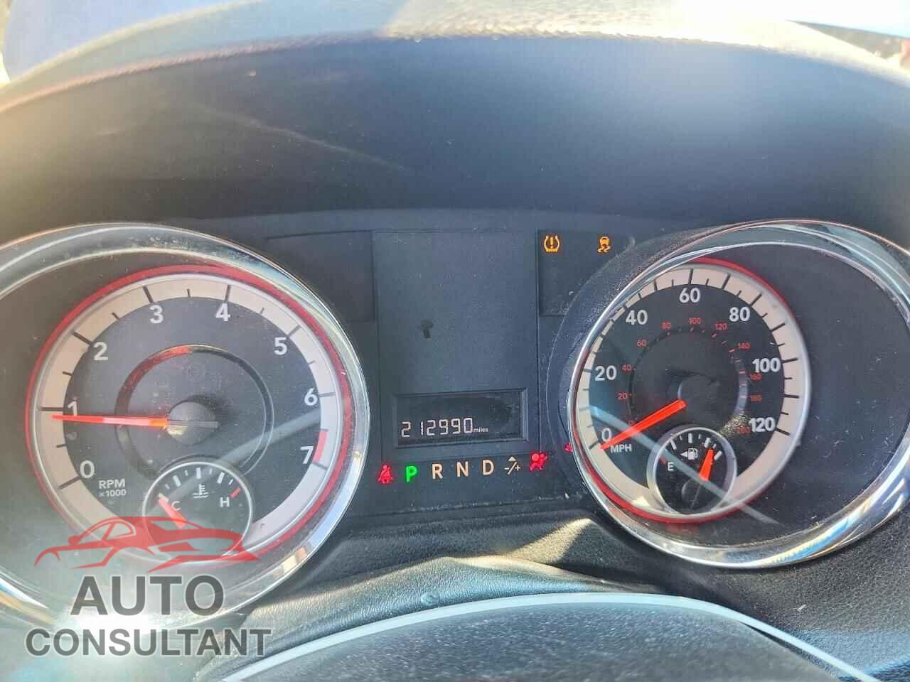 DODGE CARAVAN 2011 - 2D4RN4DG8BR602938