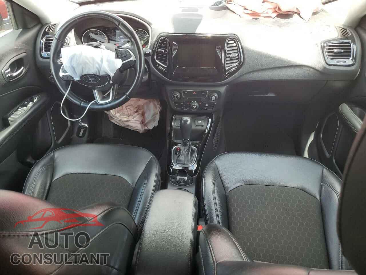 JEEP COMPASS 2020 - 3C4NJCBB6LT150897