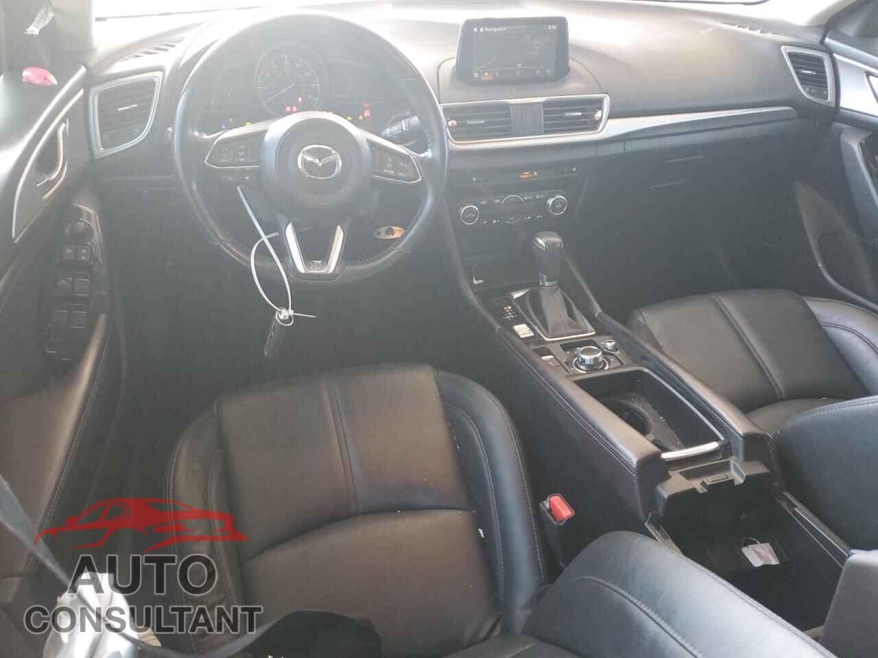 MAZDA 3 2017 - 3MZBN1V78HM101329