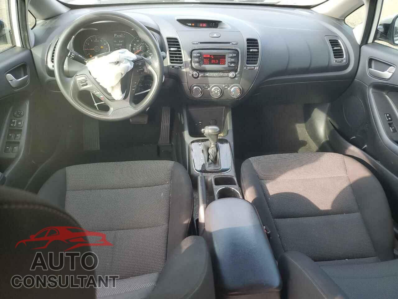 KIA FORTE 2017 - 3KPFK4A71HE109612