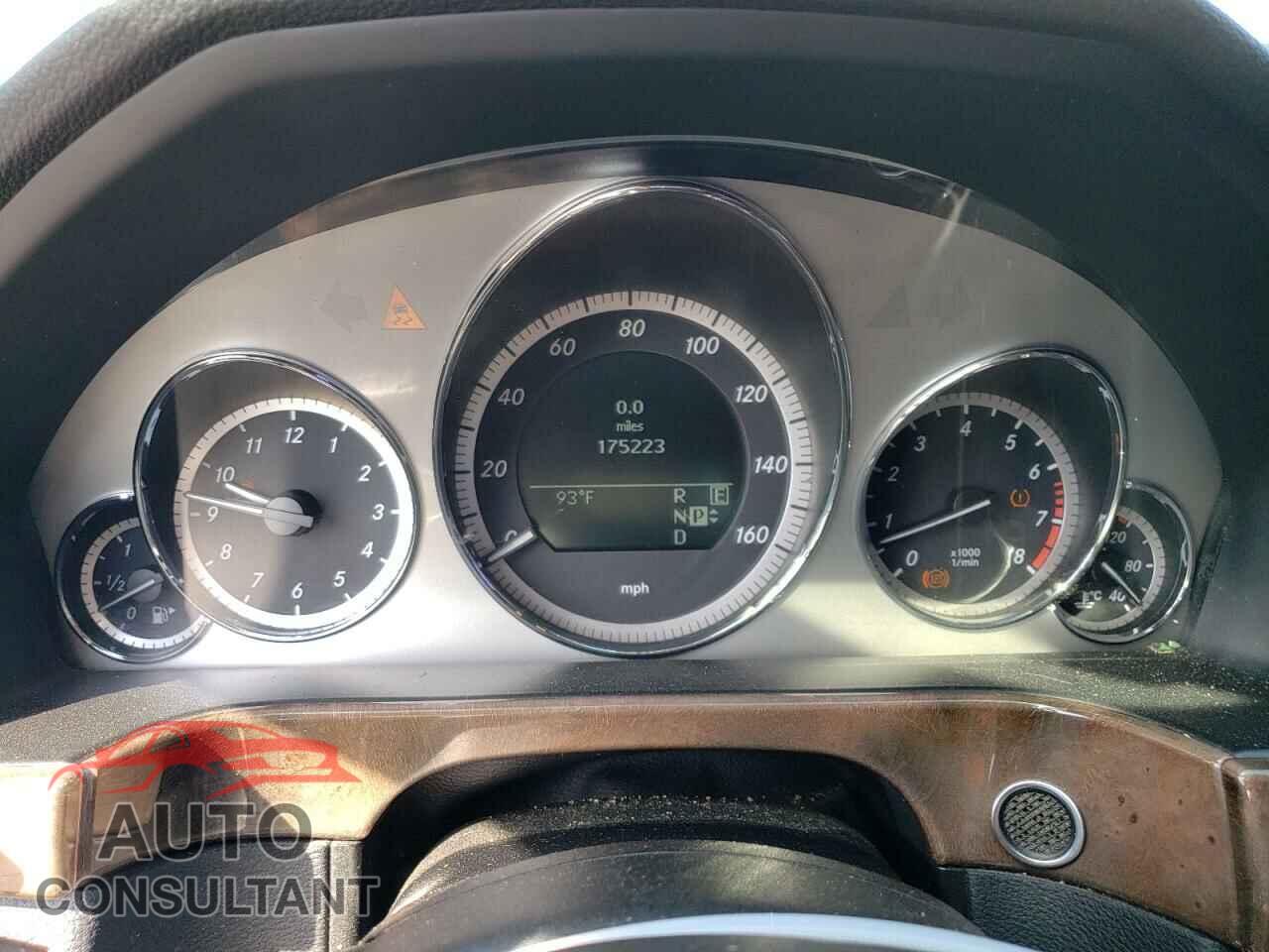 MERCEDES-BENZ E-CLASS 2011 - WDDHF5GB2BA388728