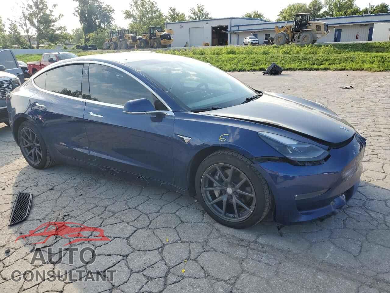 TESLA MODEL 3 2019 - 5YJ3E1EB1KF535020