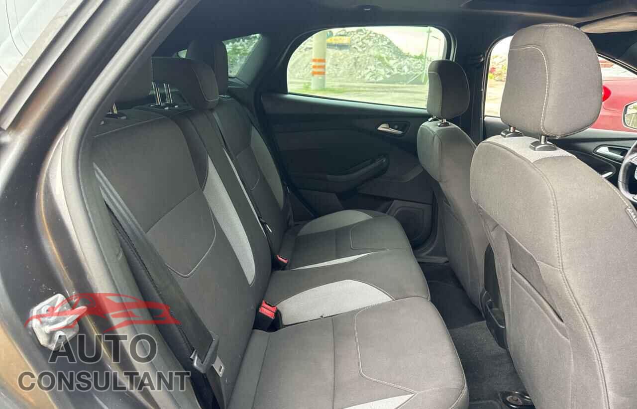 FORD FOCUS 2016 - 1FADP3L90GL280025