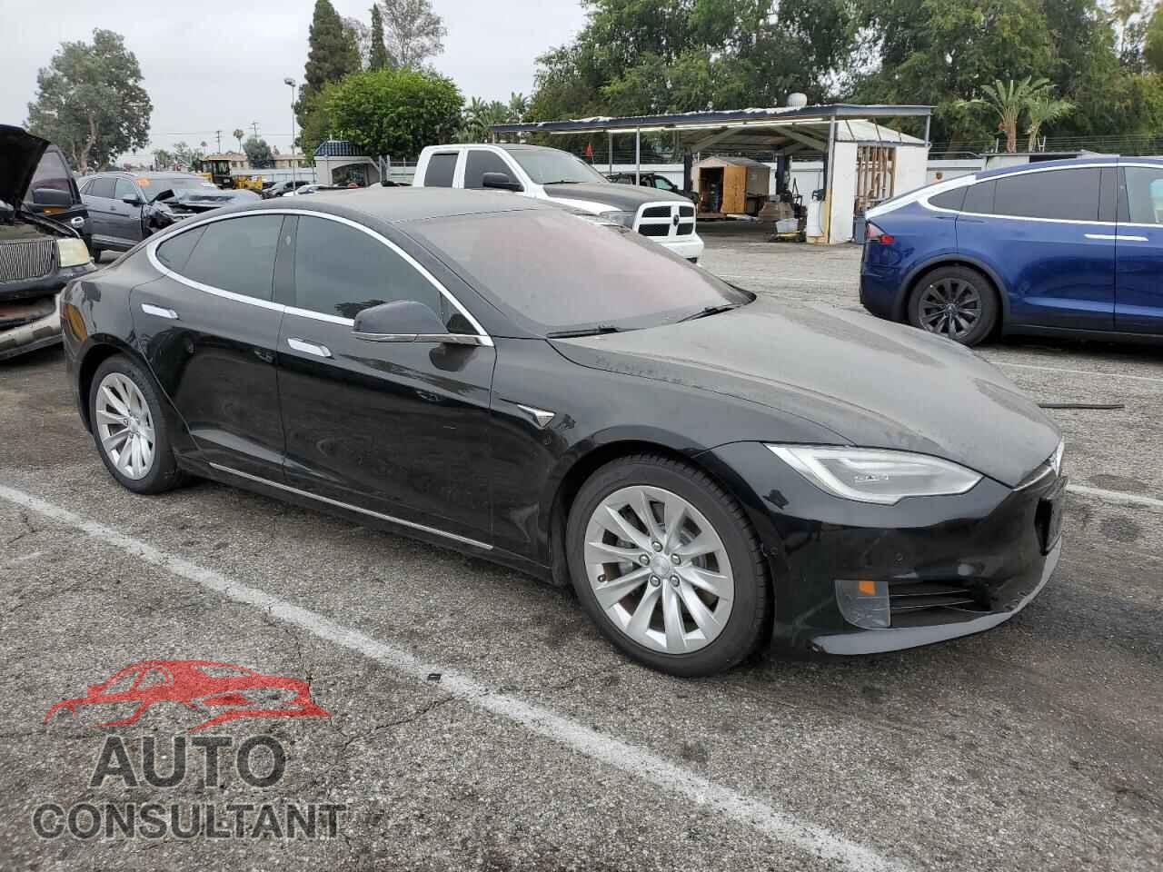 TESLA MODEL S 2017 - 5YJSA1E17HF202070