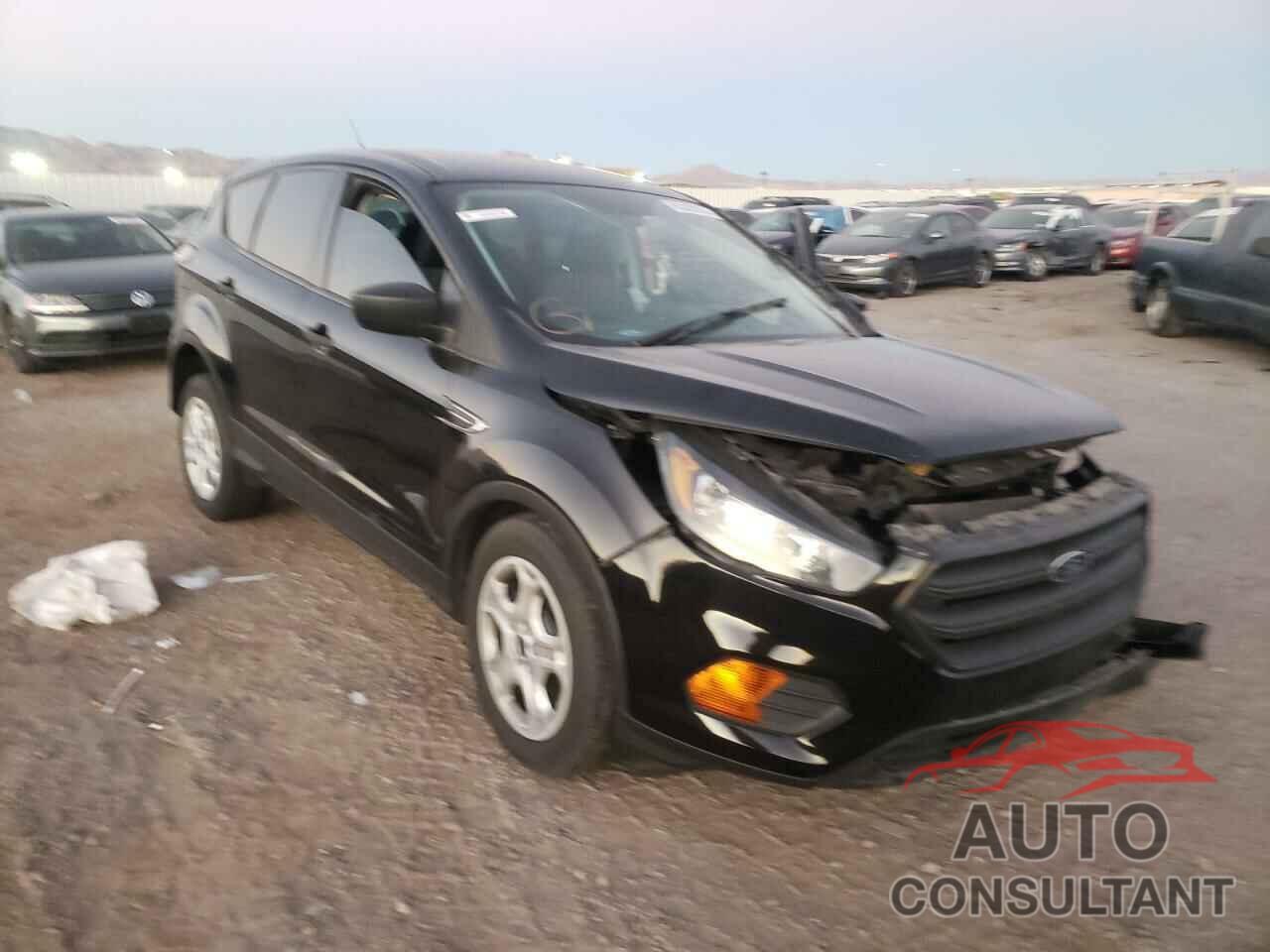 FORD ESCAPE 2018 - 1FMCU0F74JUA04533