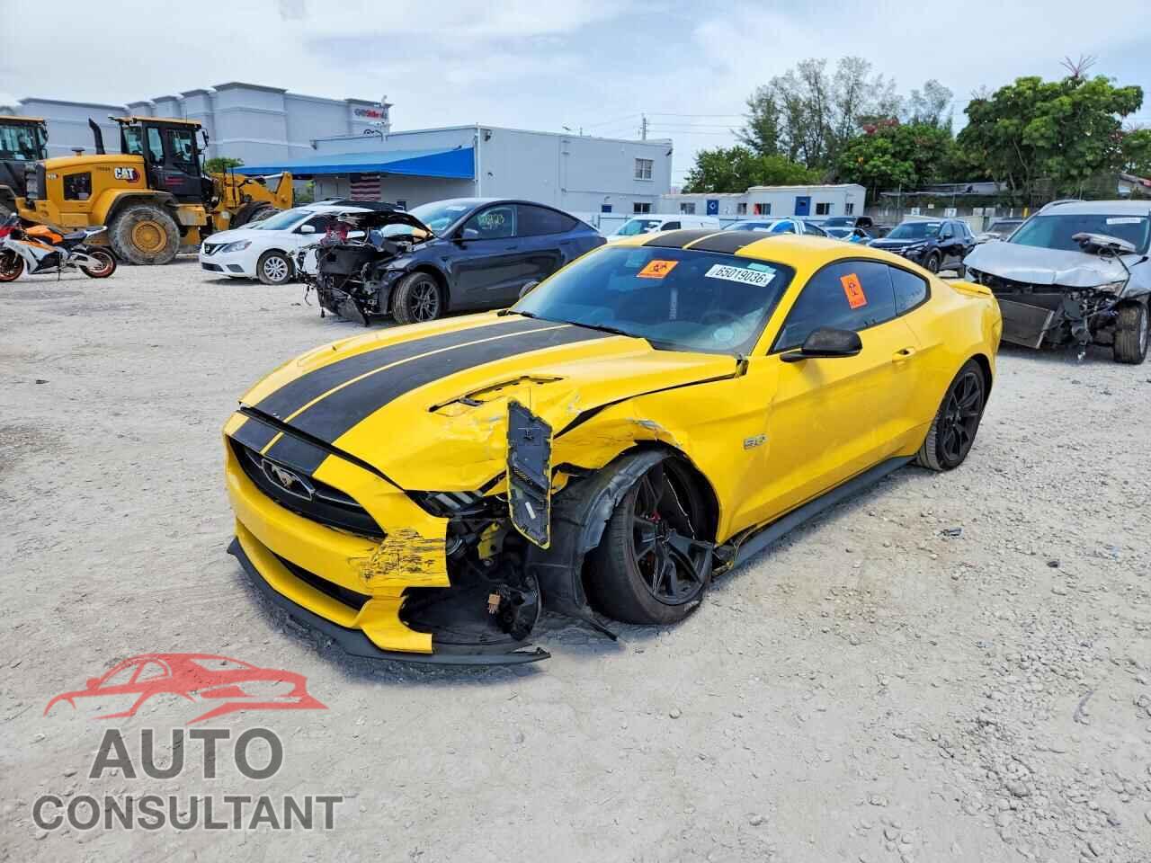 FORD MUSTANG 2015 - 1FA6P8CF3F5380229