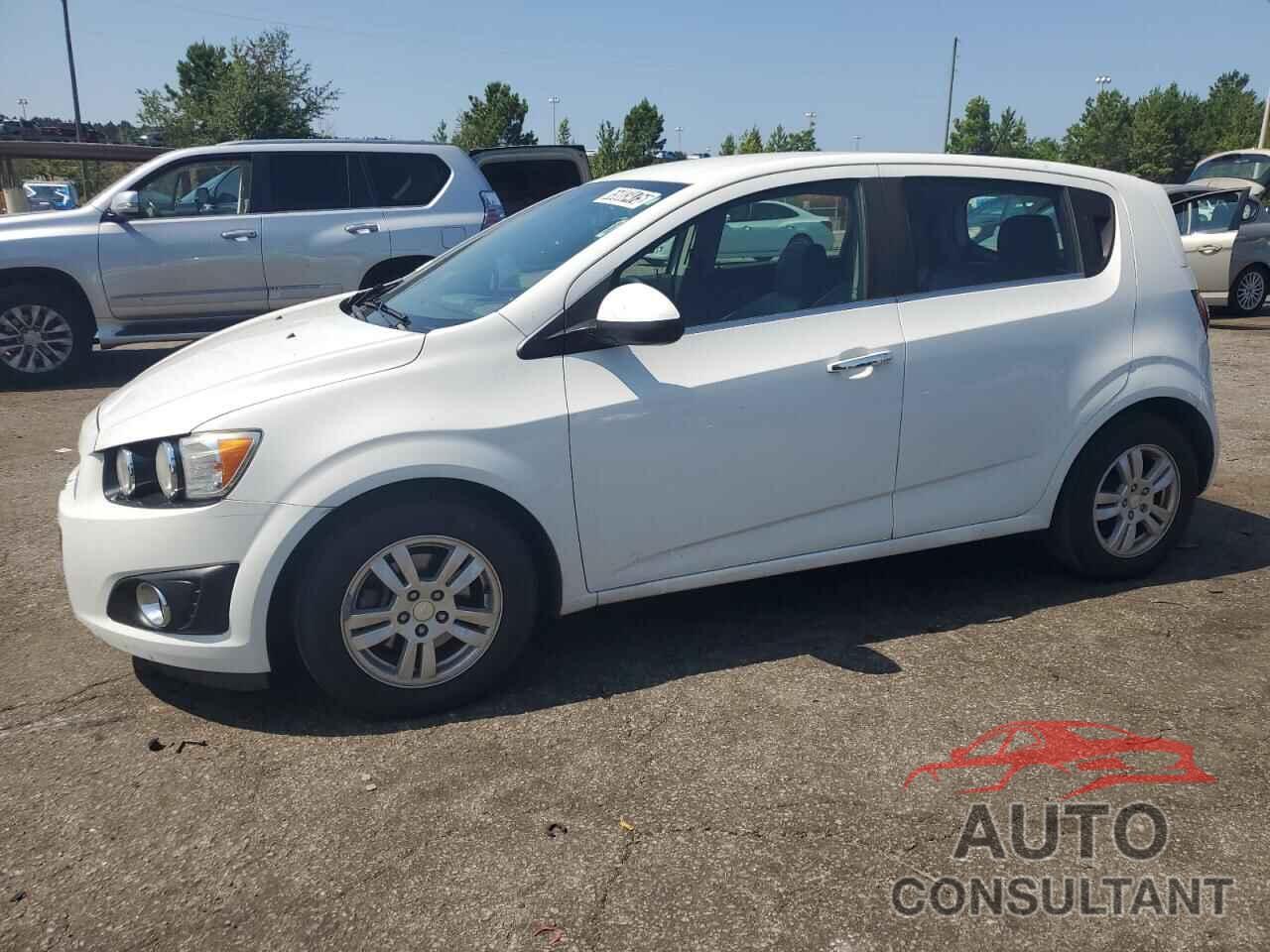 CHEVROLET SONIC 2015 - 1G1JE6SBXF4201678