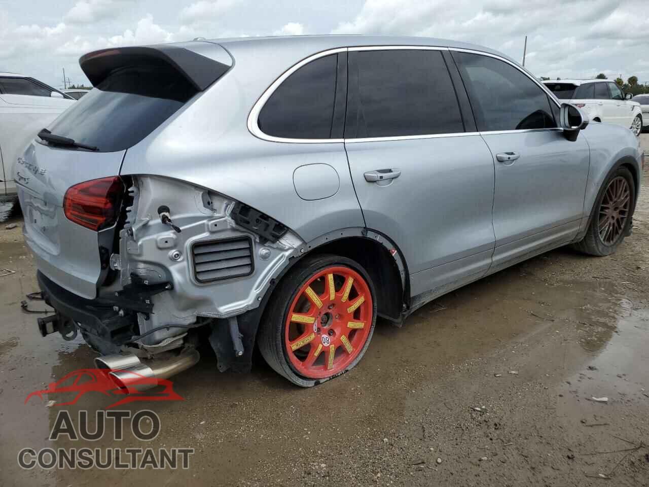 PORSCHE CAYENNE 2017 - WP1AB2A26HLA51022