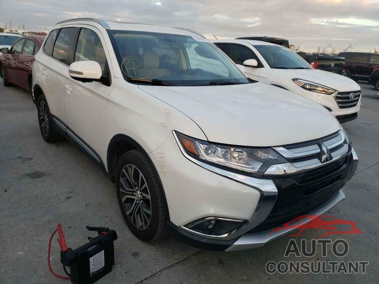 MITSUBISHI OUTLANDER 2018 - JA4AD3A3XJZ033985