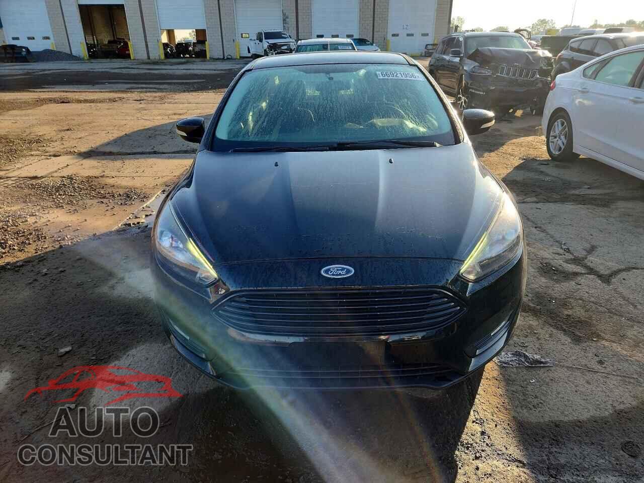 FORD FOCUS 2017 - 1FADP3FE6HL302975