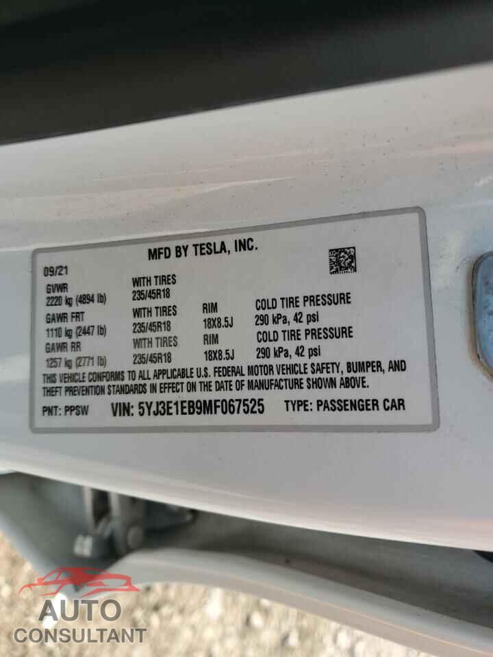 TESLA MODEL 3 2021 - 5YJ3E1EB9MF067525
