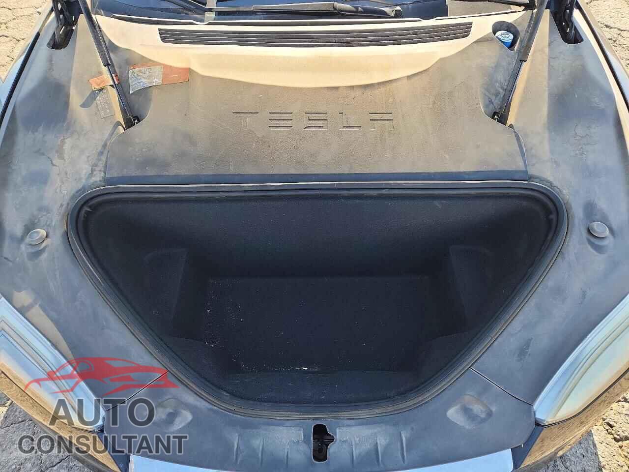 TESLA MODEL S 2017 - 5YJSA1E2XHF199562