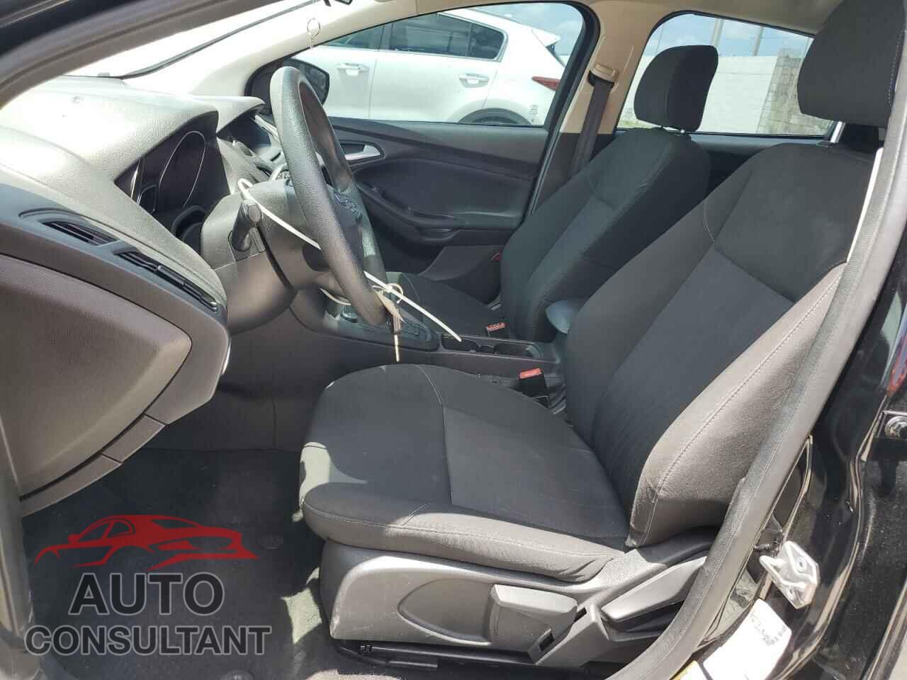 FORD FOCUS 2017 - 1FADP3K21HL265068