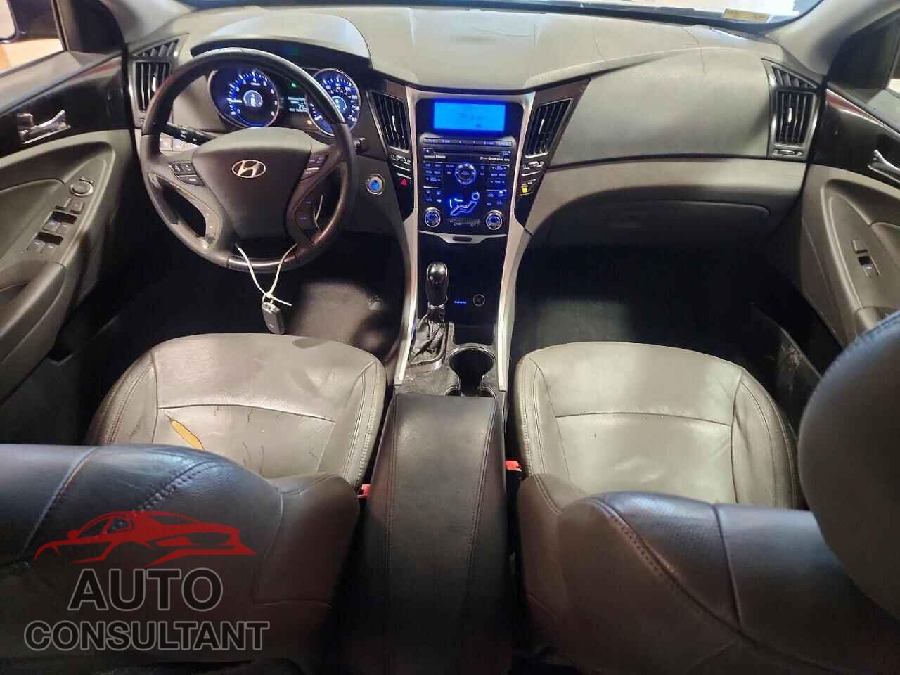 HYUNDAI SONATA 2011 - 5NPEC4AC3BH220669