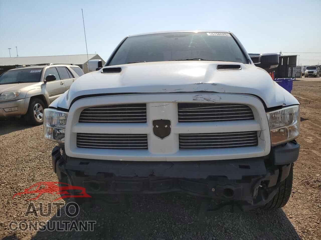 DODGE RAM 1500 2012 - 1C6RD7MT1CS206324