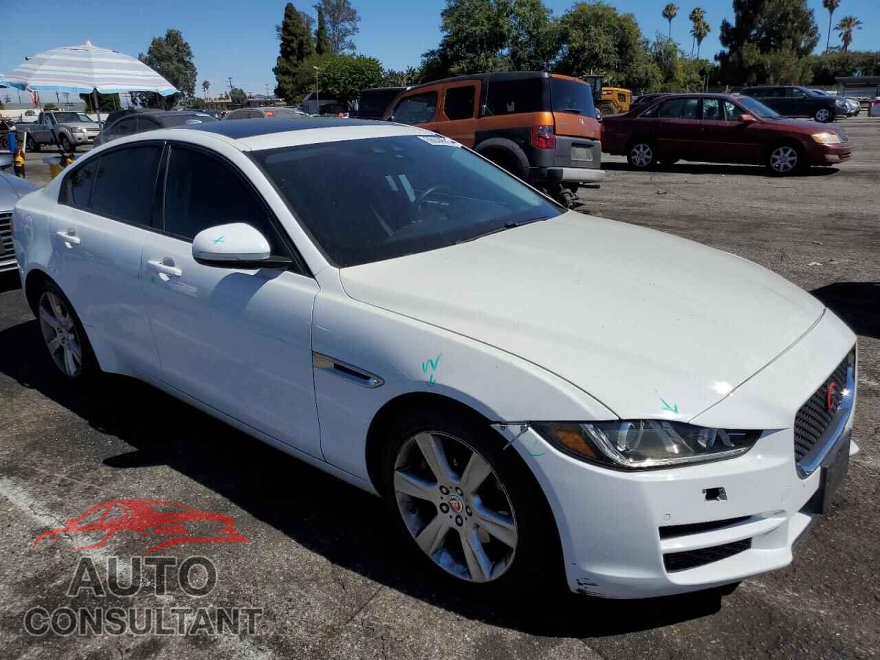 JAGUAR XE 2017 - SAJAE4BG2HA951671