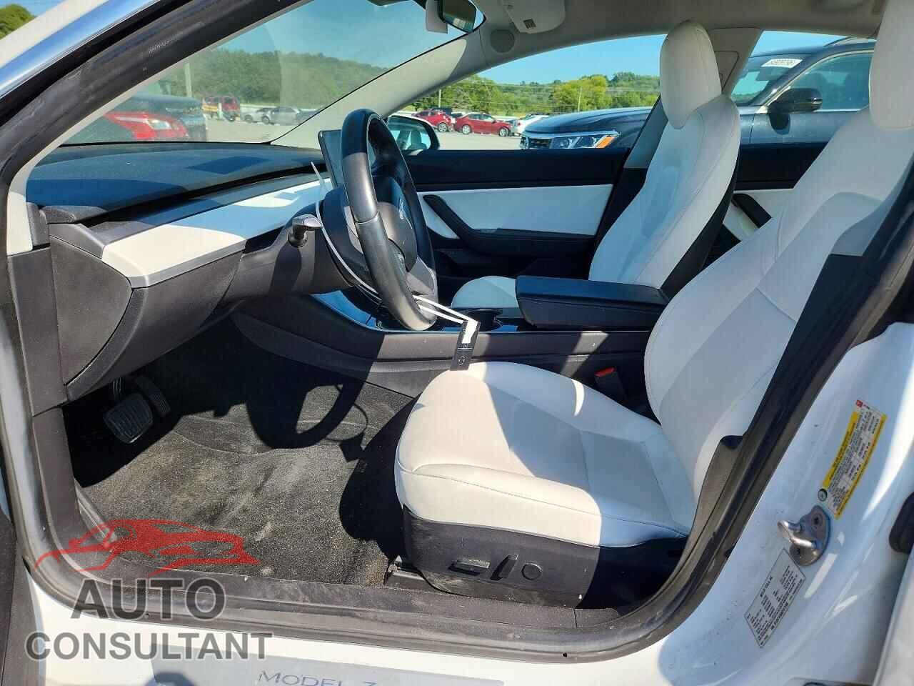 TESLA MODEL 3 2019 - 5YJ3E1EA0KF417709