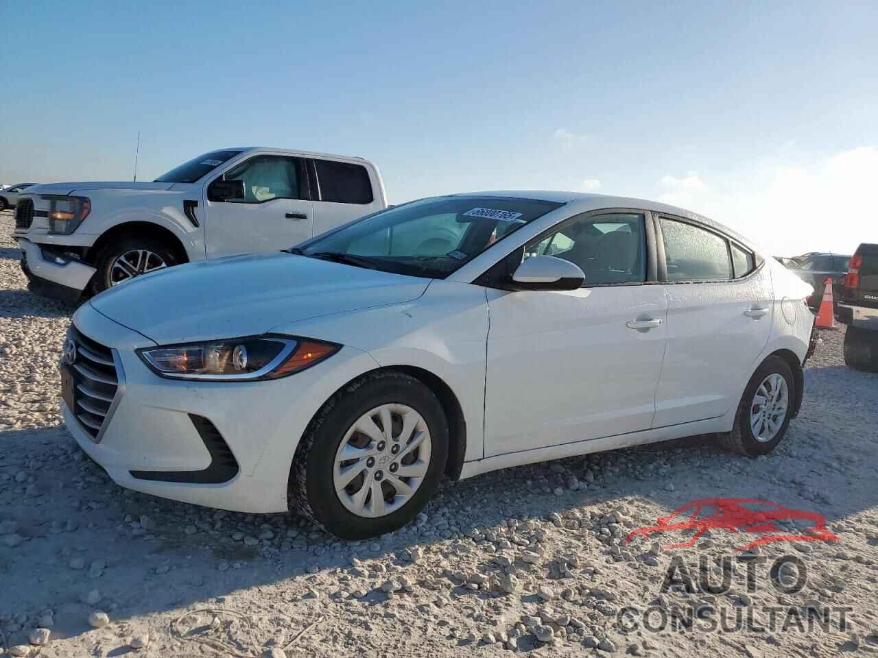 HYUNDAI ELANTRA 2018 - 5NPD74LFXJH252475