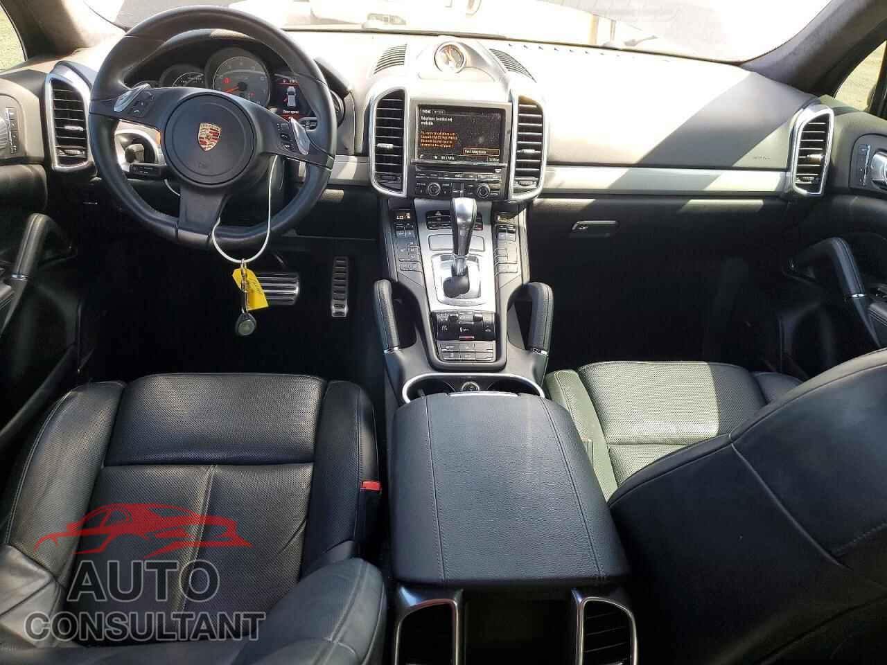PORSCHE CAYENNE 2013 - WP1AD2A29DLA79269