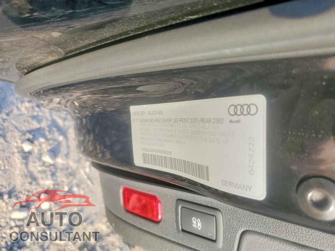 AUDI A4 2017 - WAULNAF48HN058206