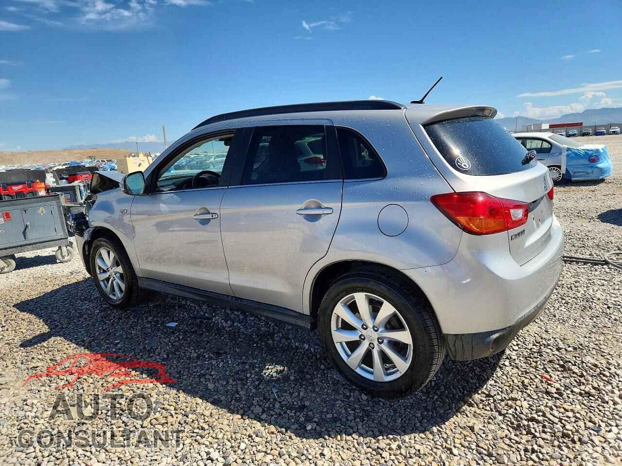 MITSUBISHI OUTLANDER 2015 - 4A4AP4AW7FE042311