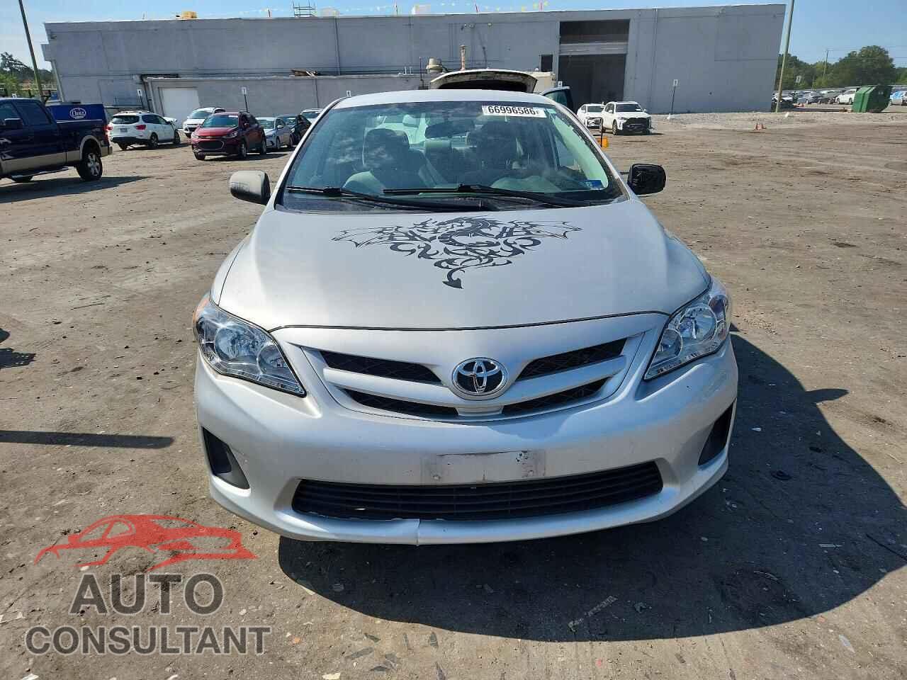 TOYOTA COROLLA 2013 - 2T1BU4EEXDC976758