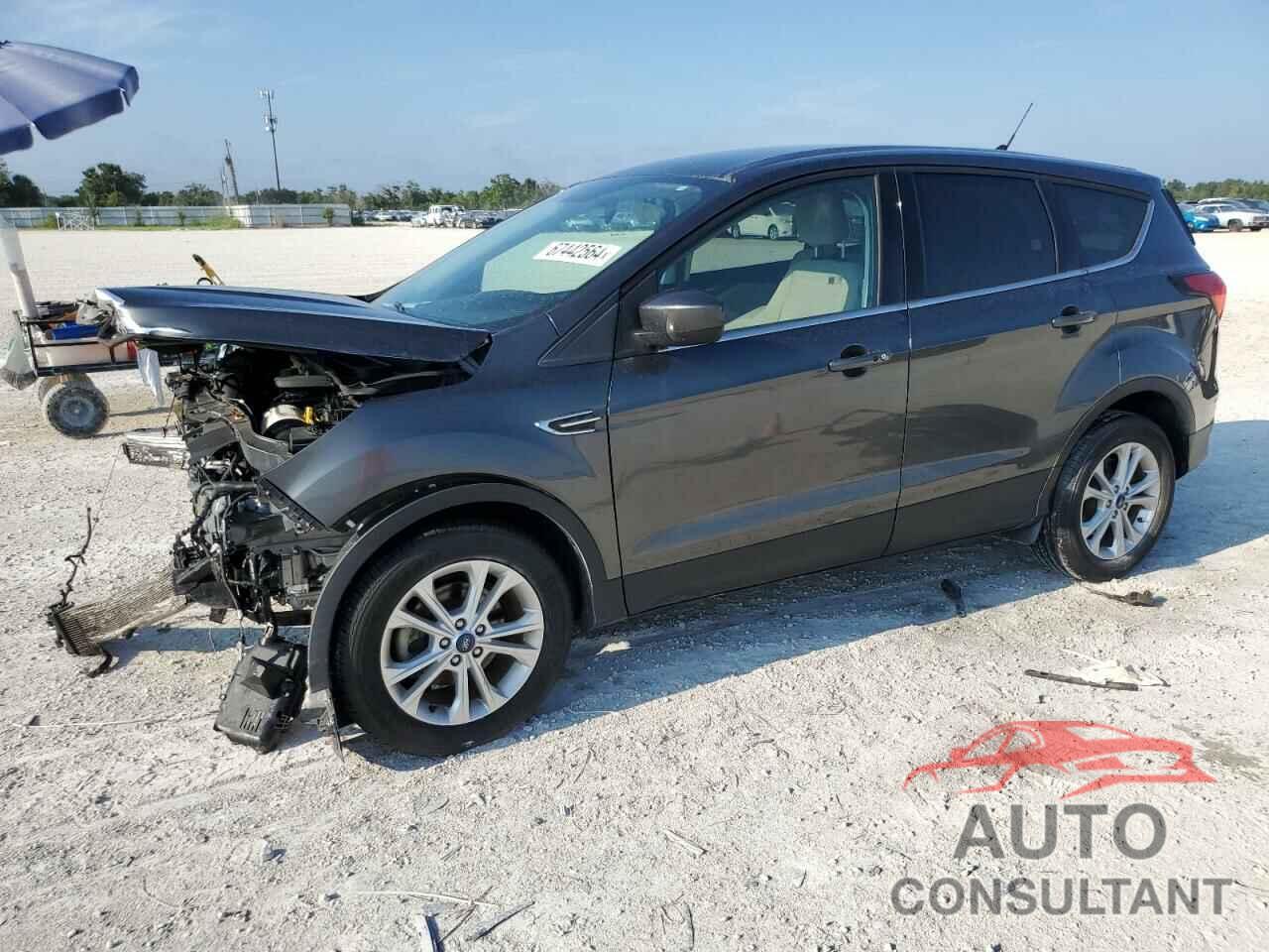 FORD ESCAPE 2019 - 1FMCU0GD0KUB47906