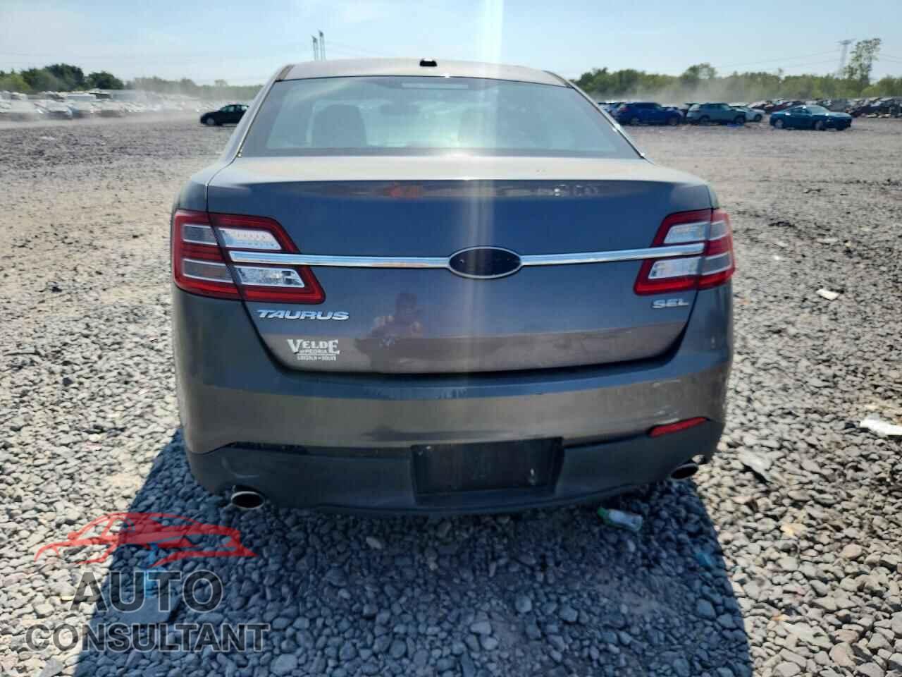 FORD TAURUS 2013 - 1FAHP2E88DG103937