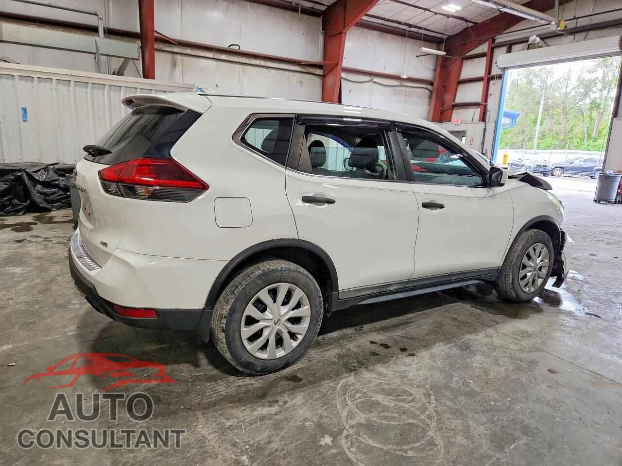 NISSAN ROGUE 2018 - KNMAT2MV8JP586534