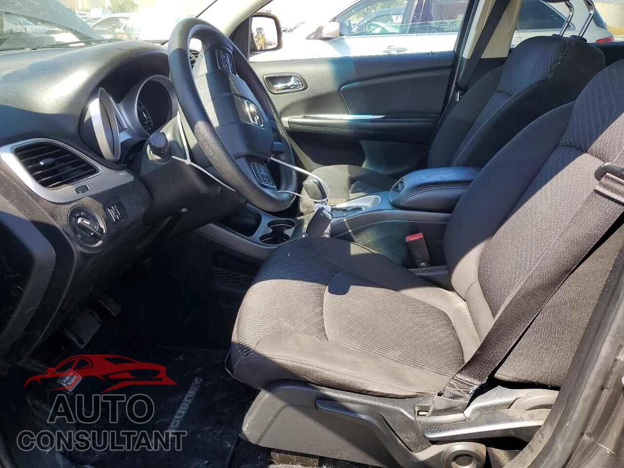 DODGE JOURNEY 2015 - 3C4PDCBG9FT710962