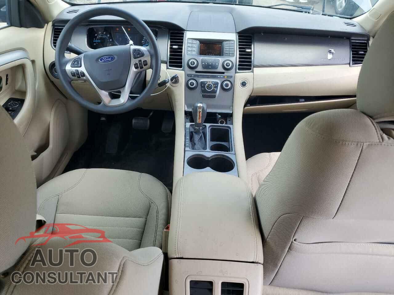 FORD TAURUS 2017 - 1FAHP2D82HG145253