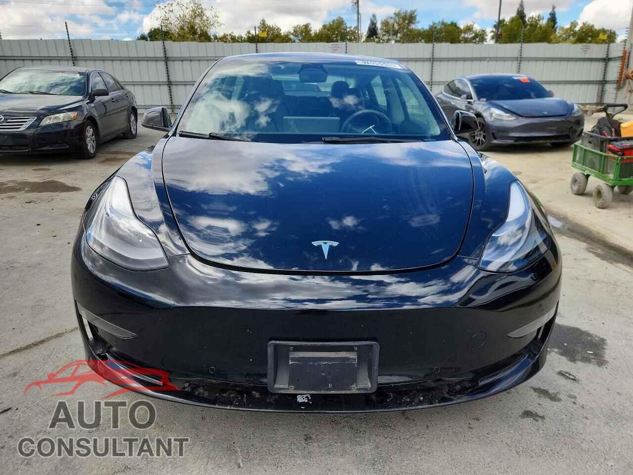 TESLA MODEL 3 2022 - 5YJ3E1EA6NF304836